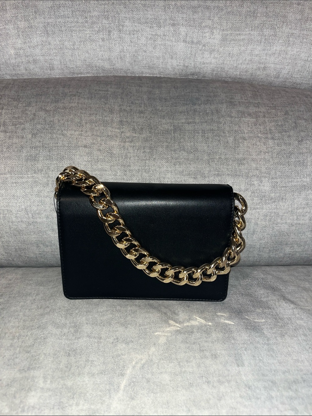 Express Black Vegan Leather Hand Bag with Bold Gold Chain